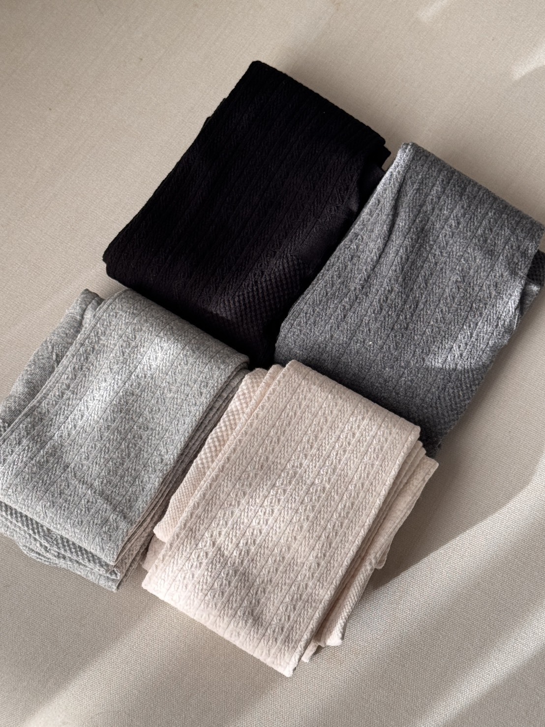 <25DEC韓國女裝> DC12 麻花紋針織褲襪 四色