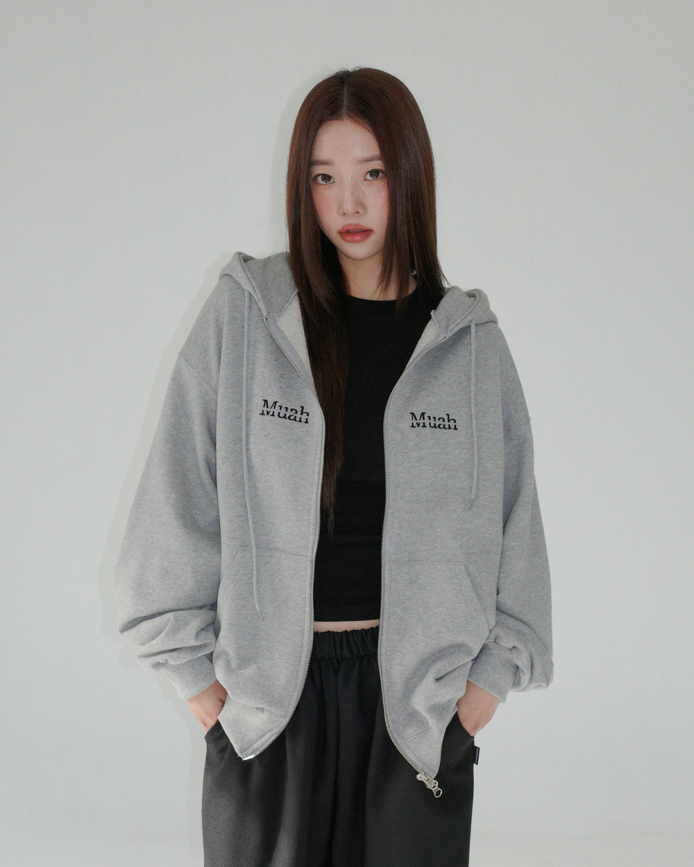 韓國🇰🇷連線 Muah Muah 雙標誌運動風連帽外套 連帽衫 帽T 刺繡 撞色 長袖 外套 連帽外套 拉鍊外套 3色 (任買兩件711免運)/預購