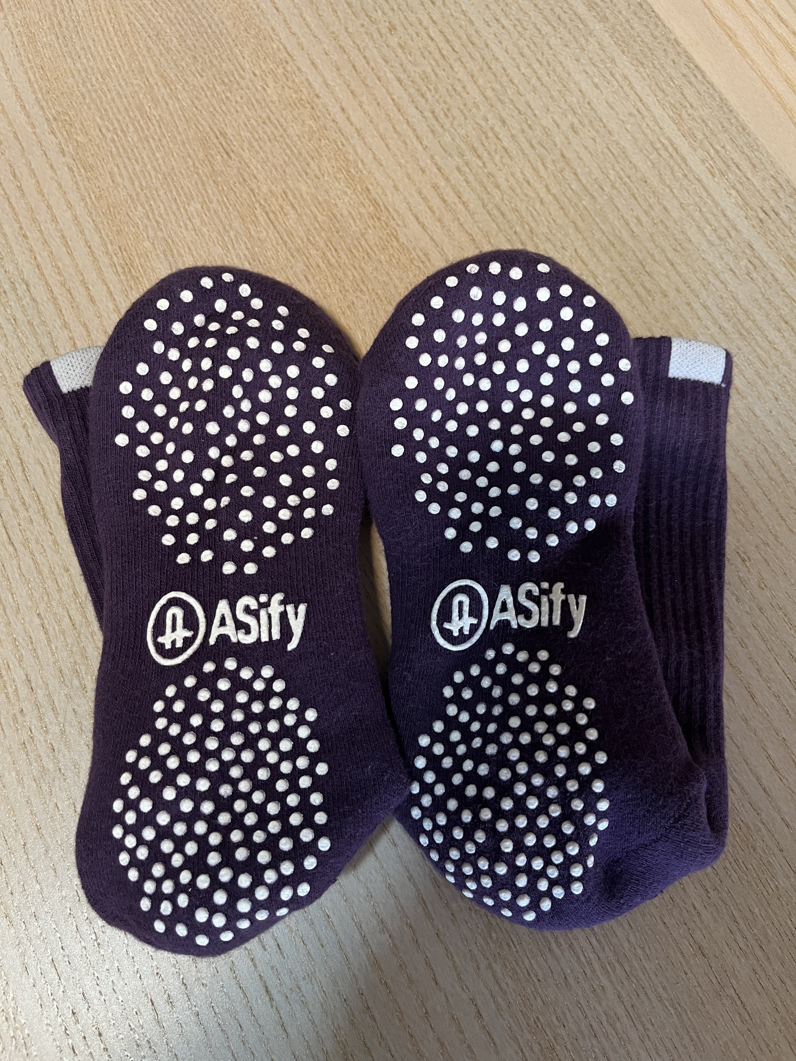ASify 最原始採用白色止滑顆粒