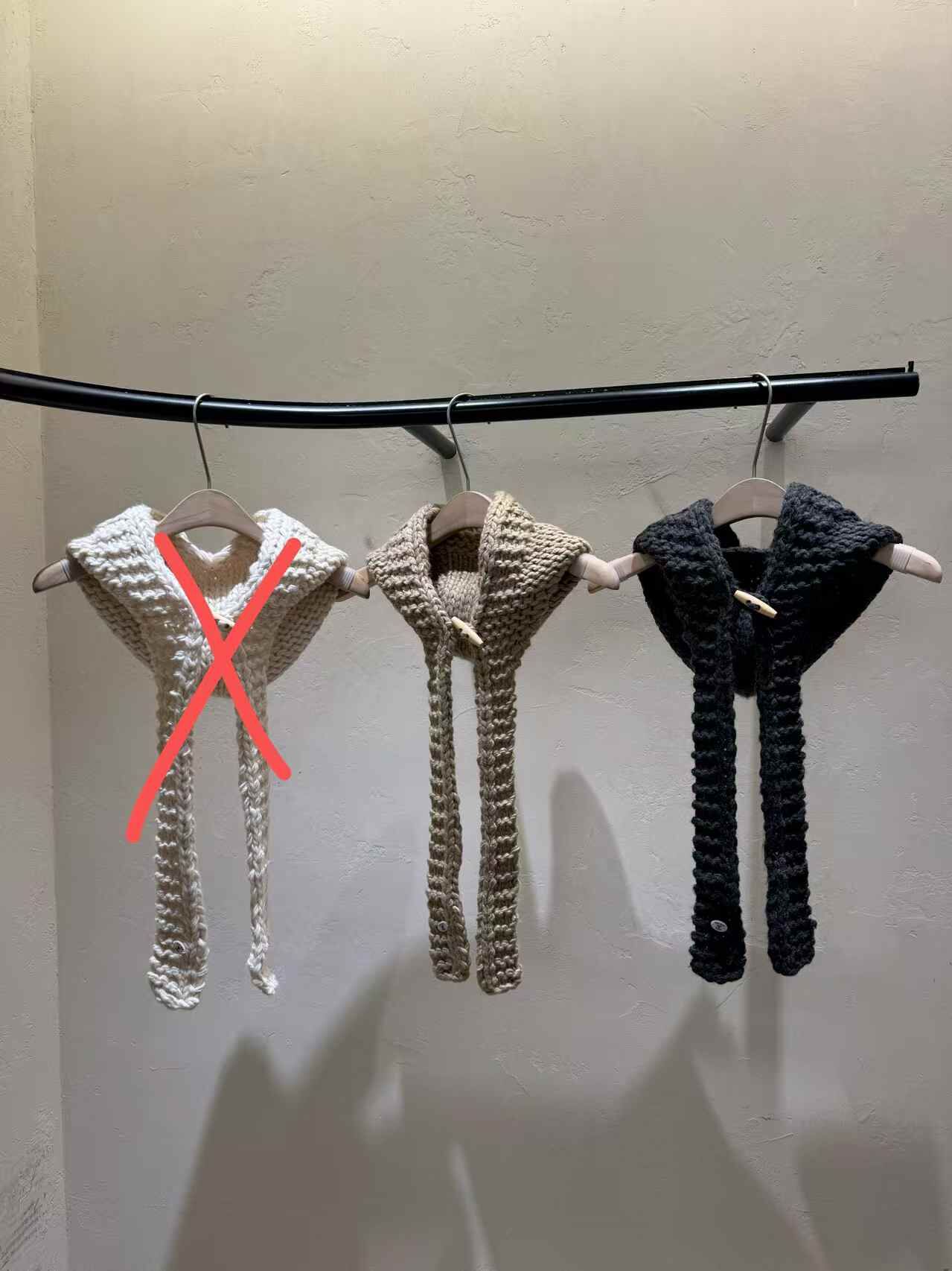 WJ5331 粗針織連帽圍巾