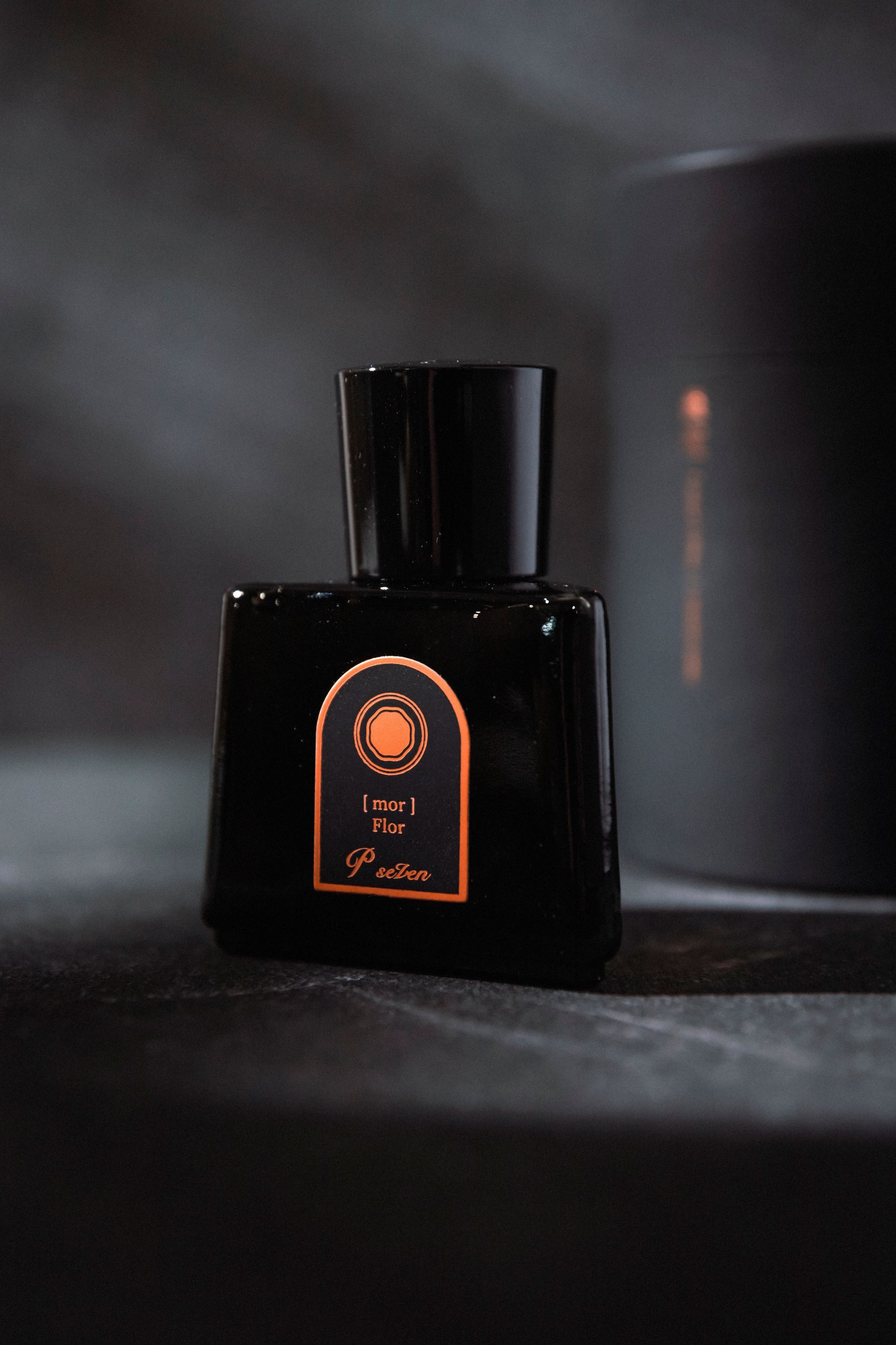 P.Seven  [mor] 《 Flor 墨花 》香水 66ml