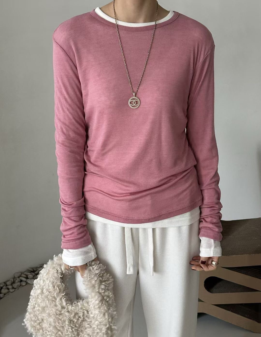 微透感素面圓領長袖棉TEE上衣 / 4色