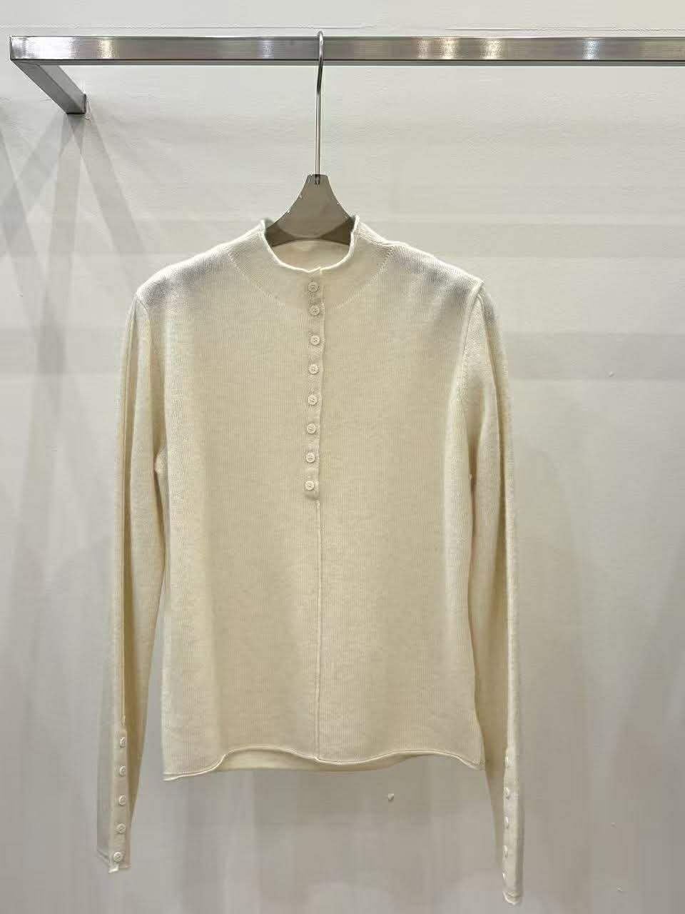 FN04 浣熊毛羊毛輕柔排扣針織上衣