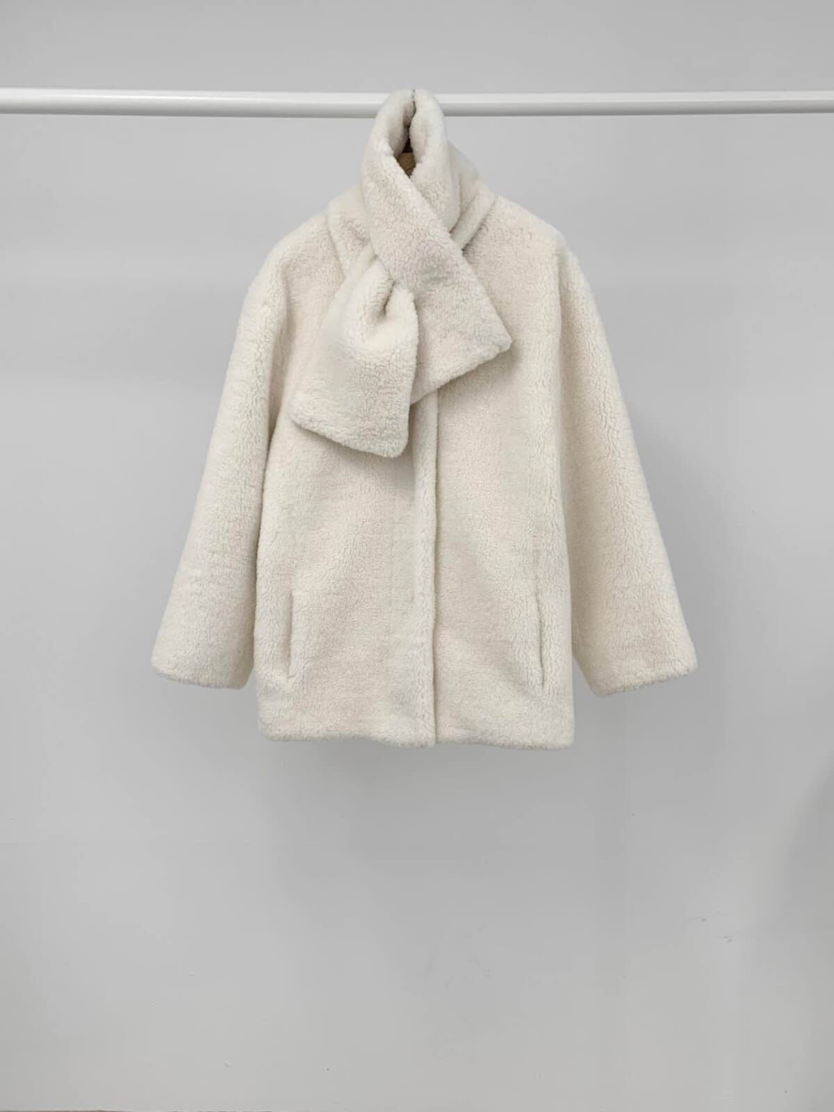 OU5339 貴氣毛毛圍巾外套