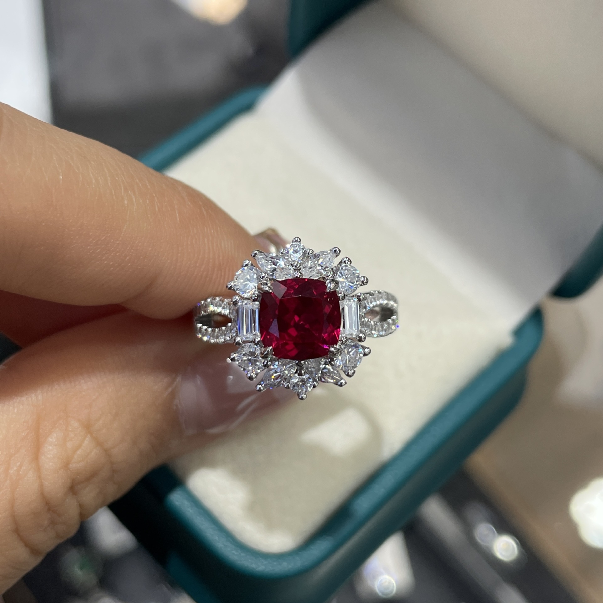 Cultured sapphire /ruby classic set    GR020