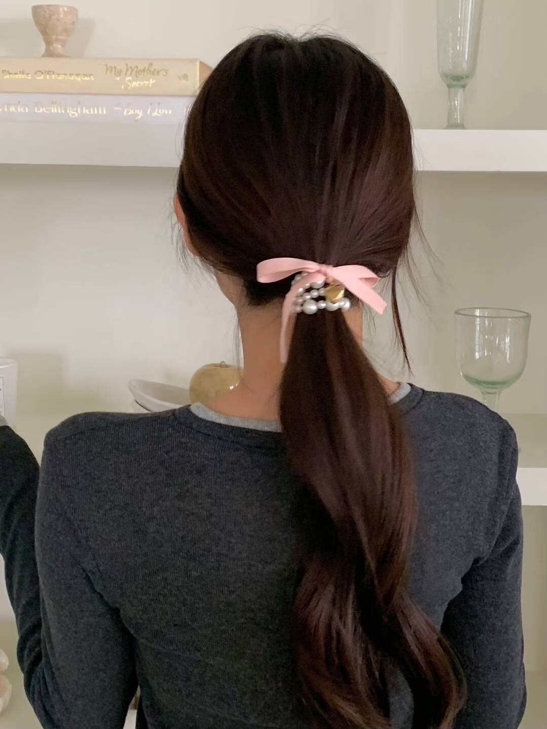 愛心綴飾蝴蝶結造型彈力珍珠髮帶 / 3色