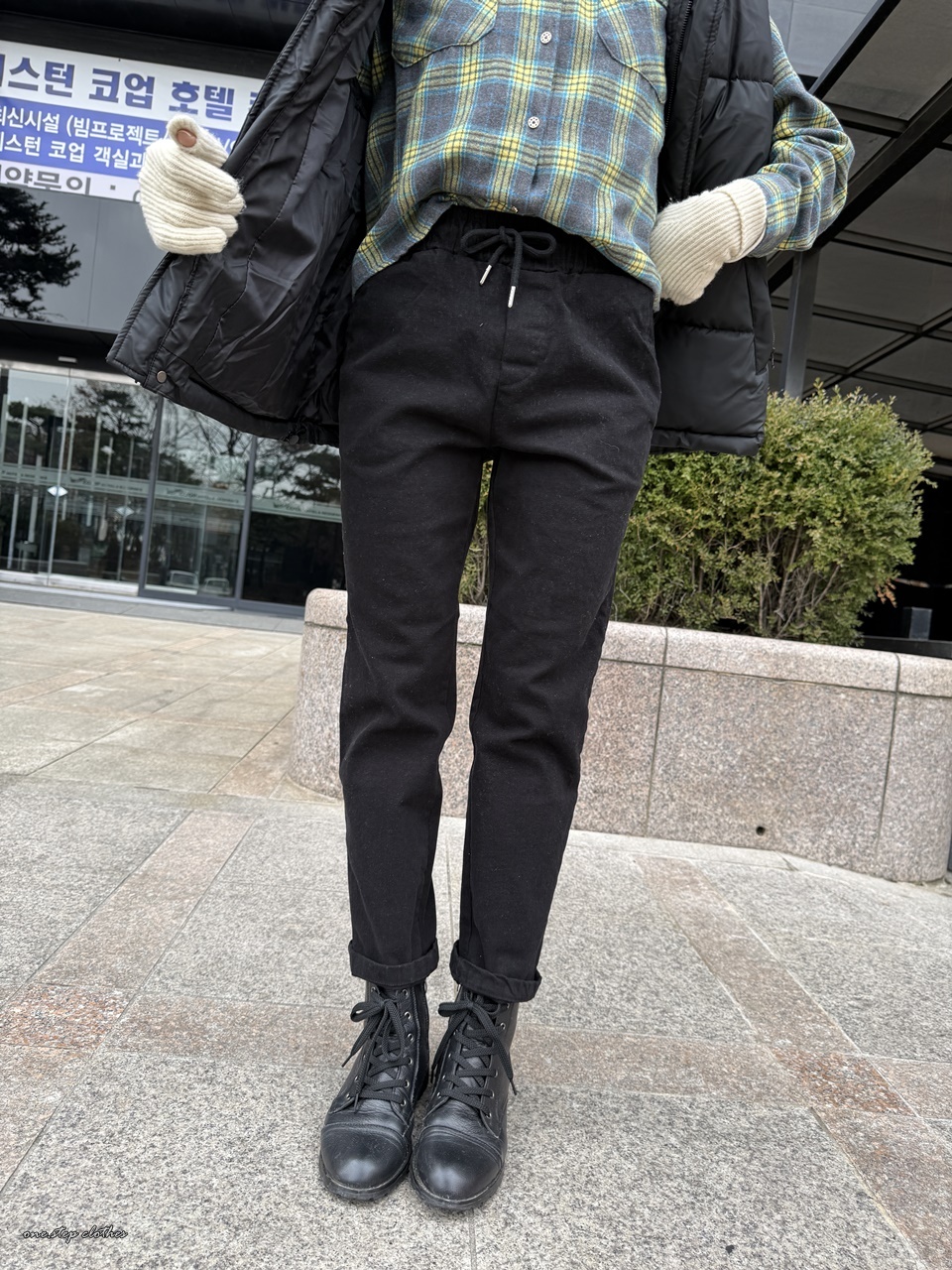 正韓day off挺版綁帶刷毛休閒褲 (黑)