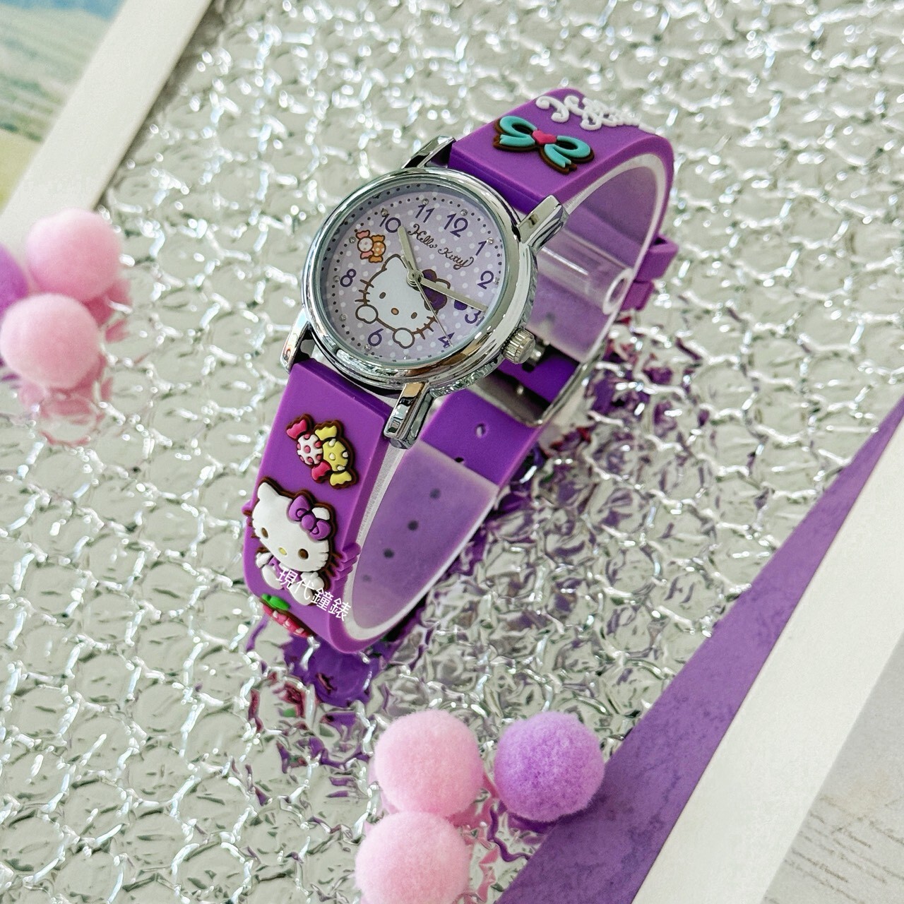 【HELLO KITTY】凱蒂貓生動迷人立體圖案手錶 KT015LWVV 28mm 現代鐘錶