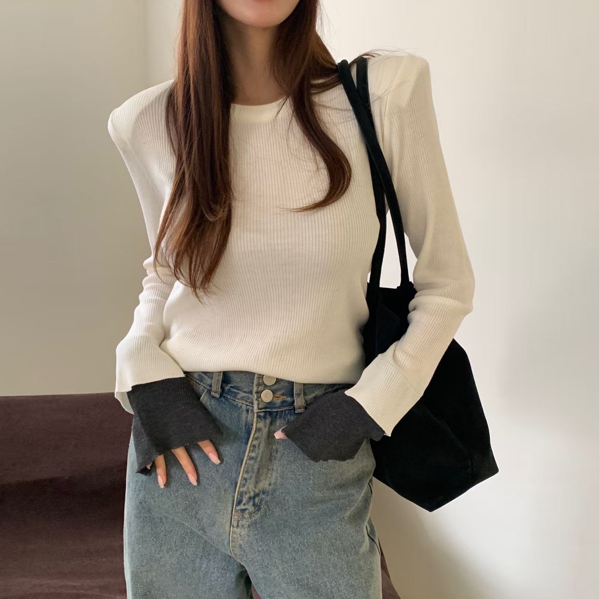 配色手袖造型墊肩圓領螺紋長袖上衣 / 4色