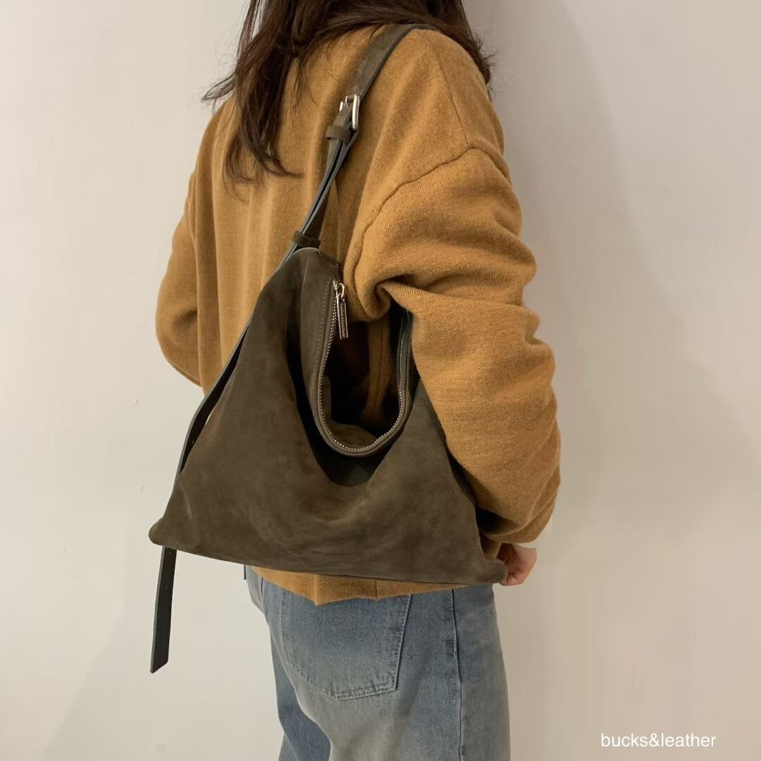 Bucks & leather 山羊皮肩背手提水餃包 / 5色