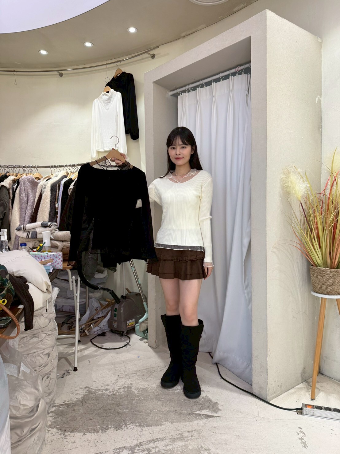 SU5373 紗質拼邊直坑紋上衣