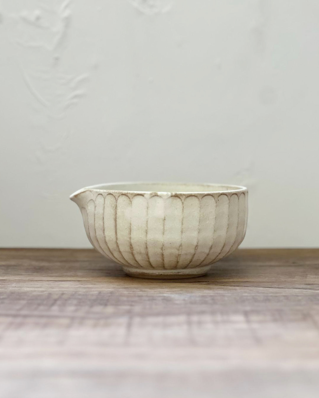 益子燒 手工陶器 刻紋片口抹茶碗｜職人 若林健吾