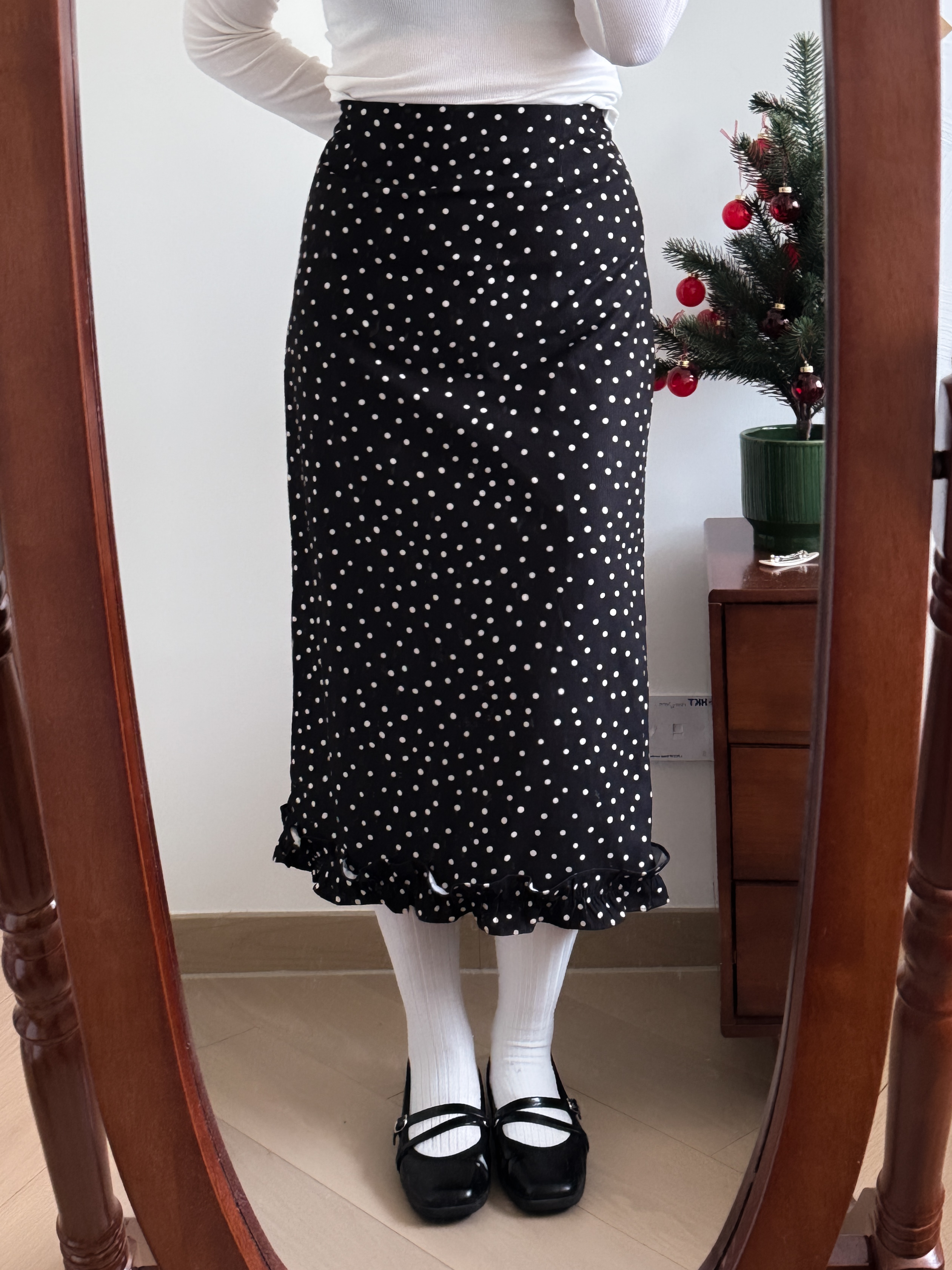 法式復古女孩的波點ruffle skirt