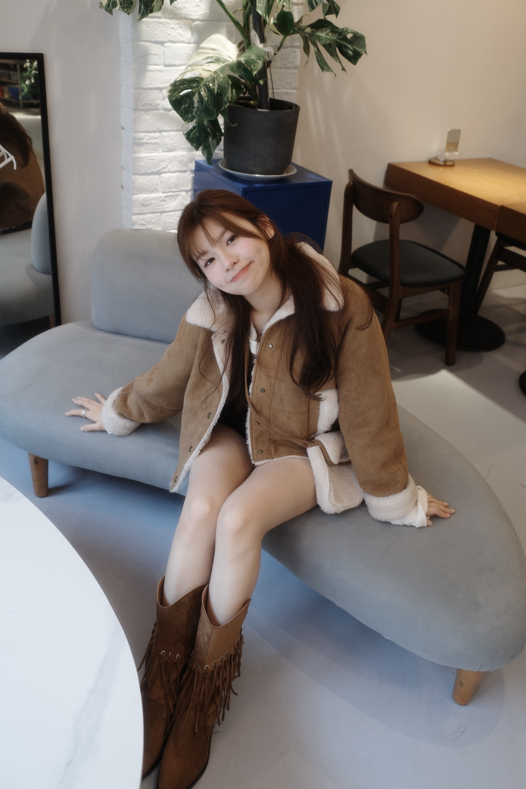 史上最柔軟☁️.ᐟ.ᐟ  Girlfriendable 麂皮羊羔絨短版外套🐑 (送袋仔!)