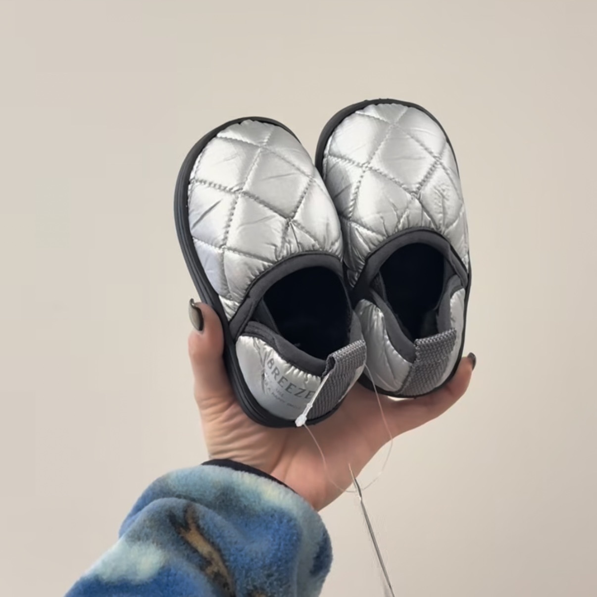 Breeze 日本限定 4色 銀色 黑色 橘色 藍色 刷毛 毛絨 保暖 懶人 小童 童鞋