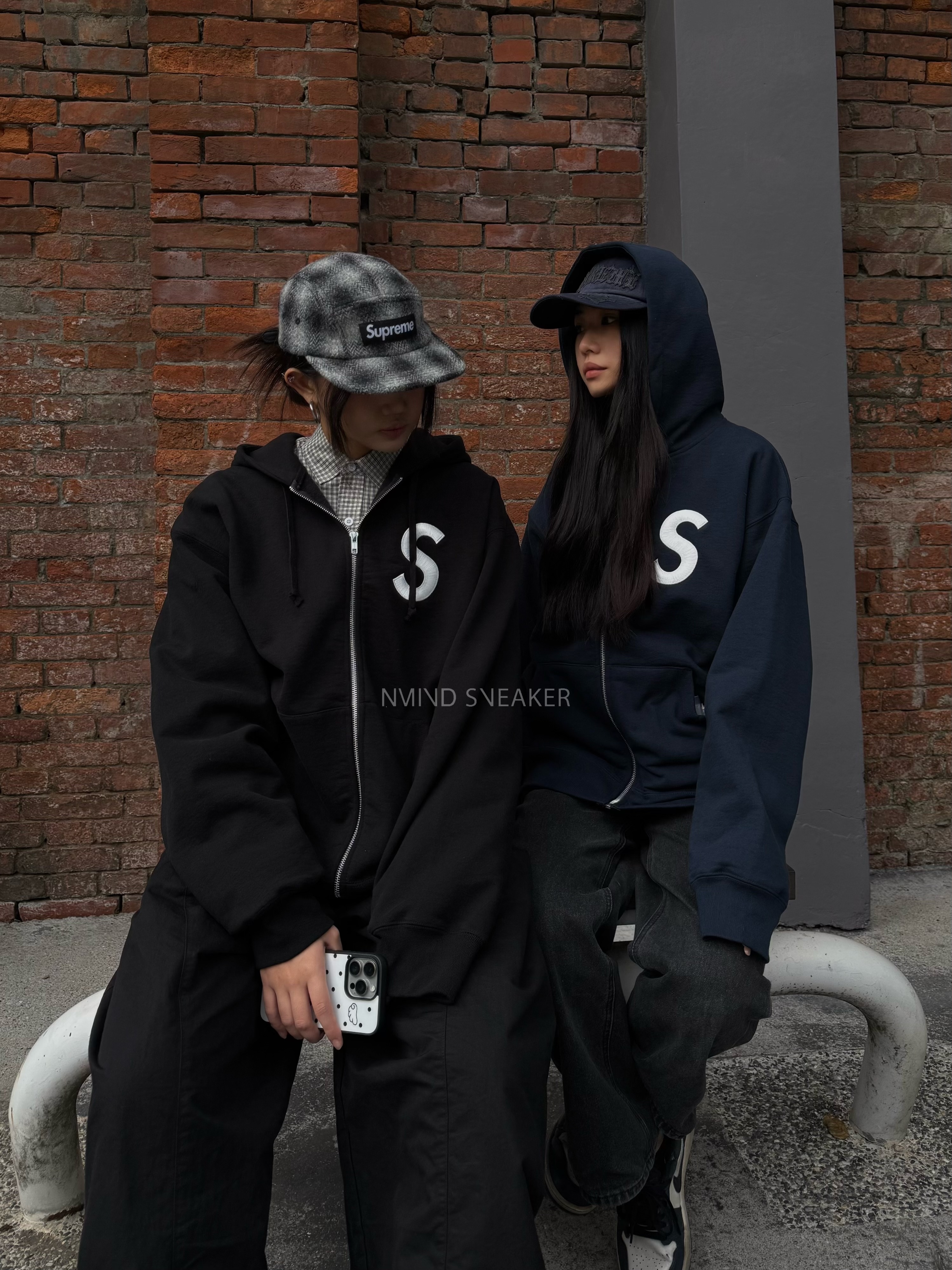 <快速出貨>Supreme S LOGO拉鍊棉外套 兩色