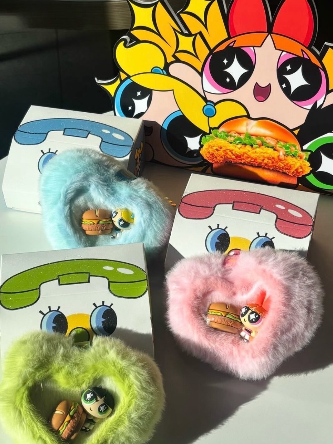 海外麥當勞 x 飛天小女警  爆閃 愛心包 毛絨吊飾