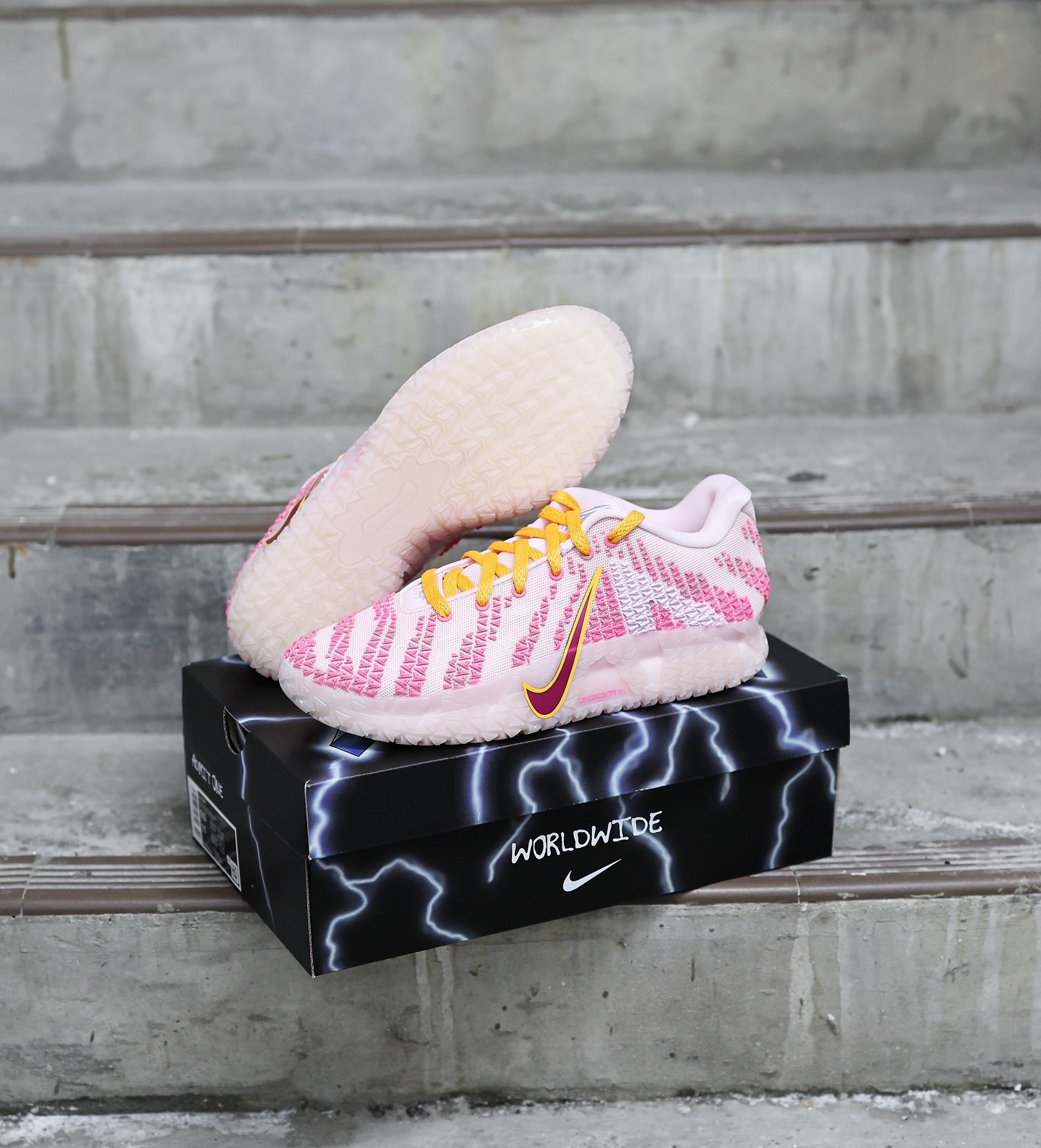 Nike Ja 3 Morant 3 Valentine’s Day‘ Pink莫蘭特 情人節 粉色HF2794-601