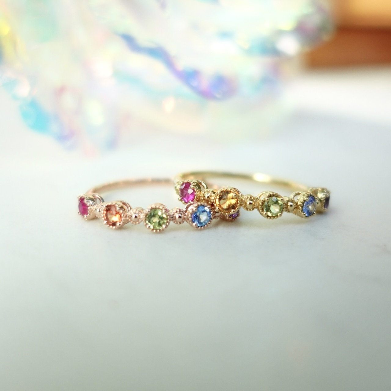 18K金彩虹藍寶石復古排戒