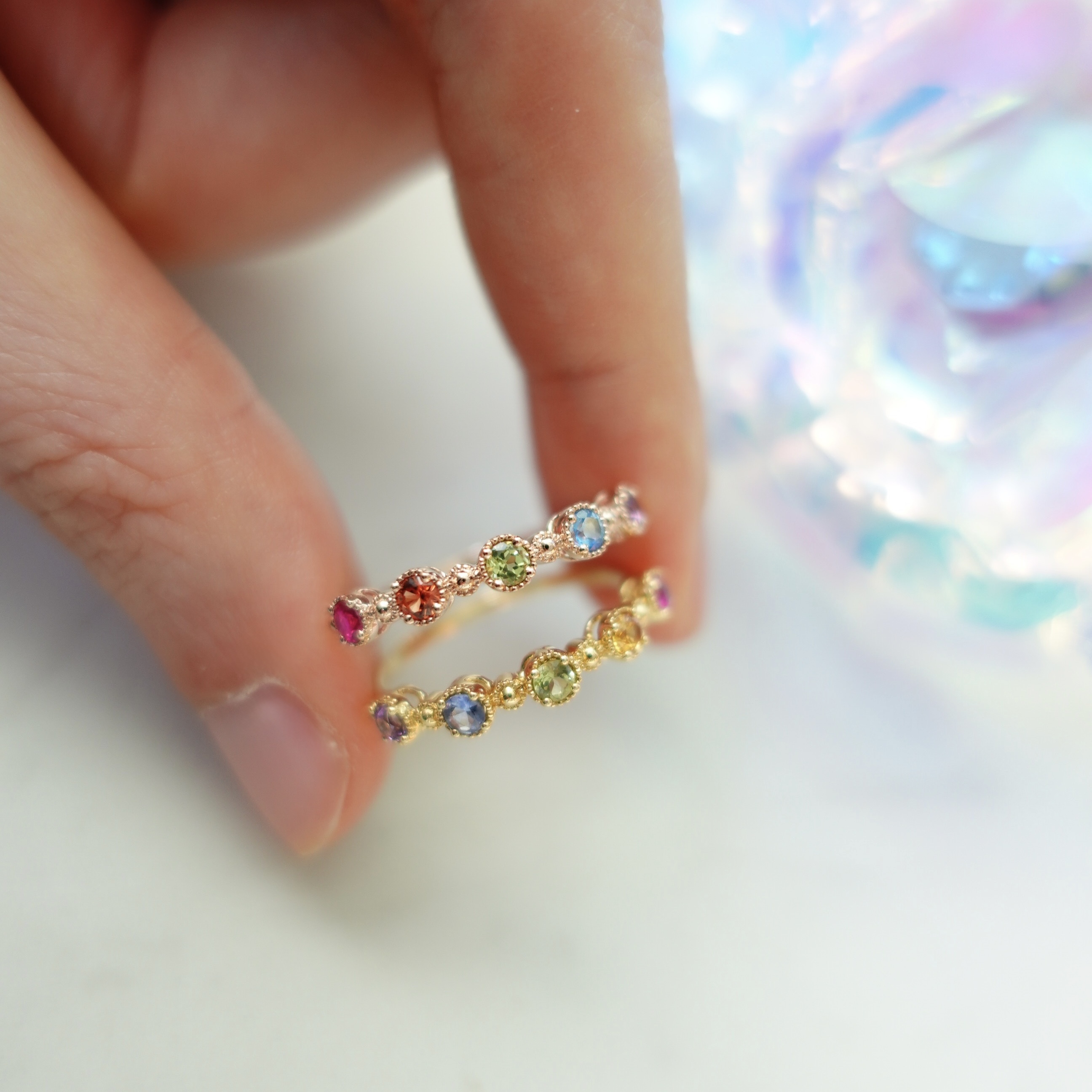 18K金彩虹藍寶石復古排戒