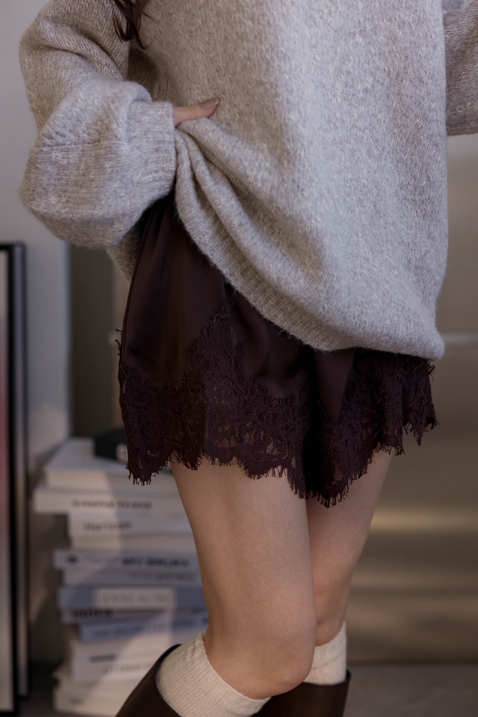 （現貨）#AG95 緞面蕾絲短褲(黑/咖)