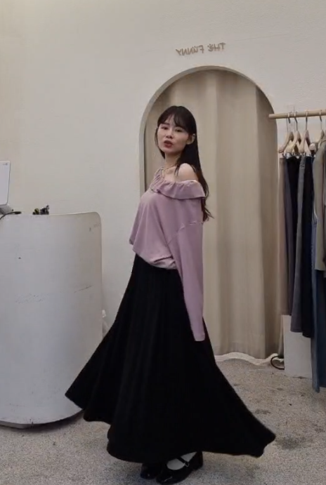 FP5305 隱形全鬆緊人造絲混羊毛半身裙