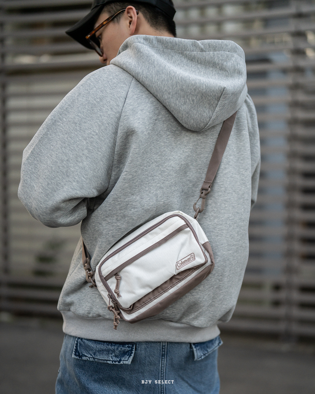 #日本連線 現貨 Coleman 多功能腰包 有2種側背方式 三色