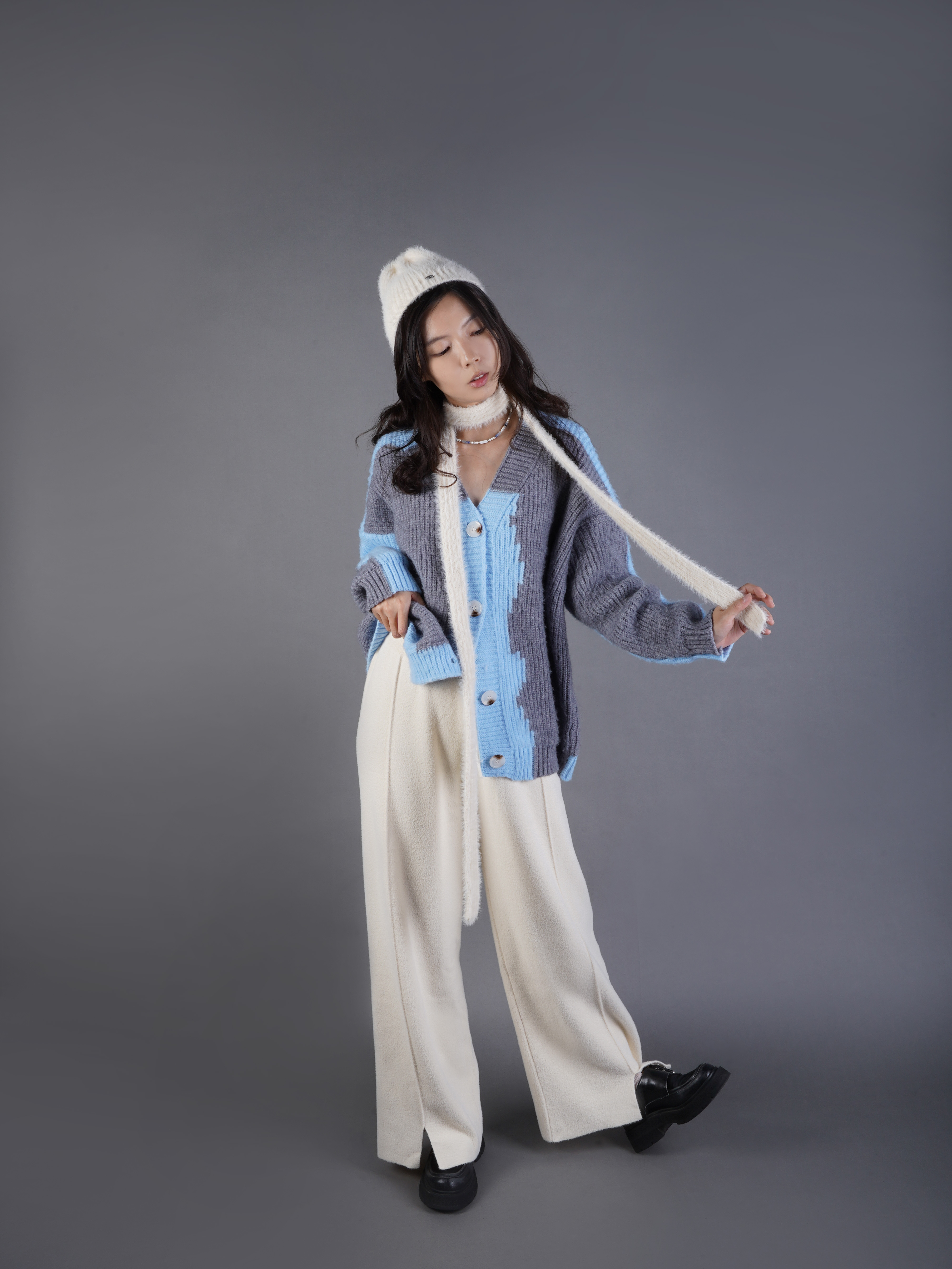 質感金標毛帽+圍巾| 奶油白