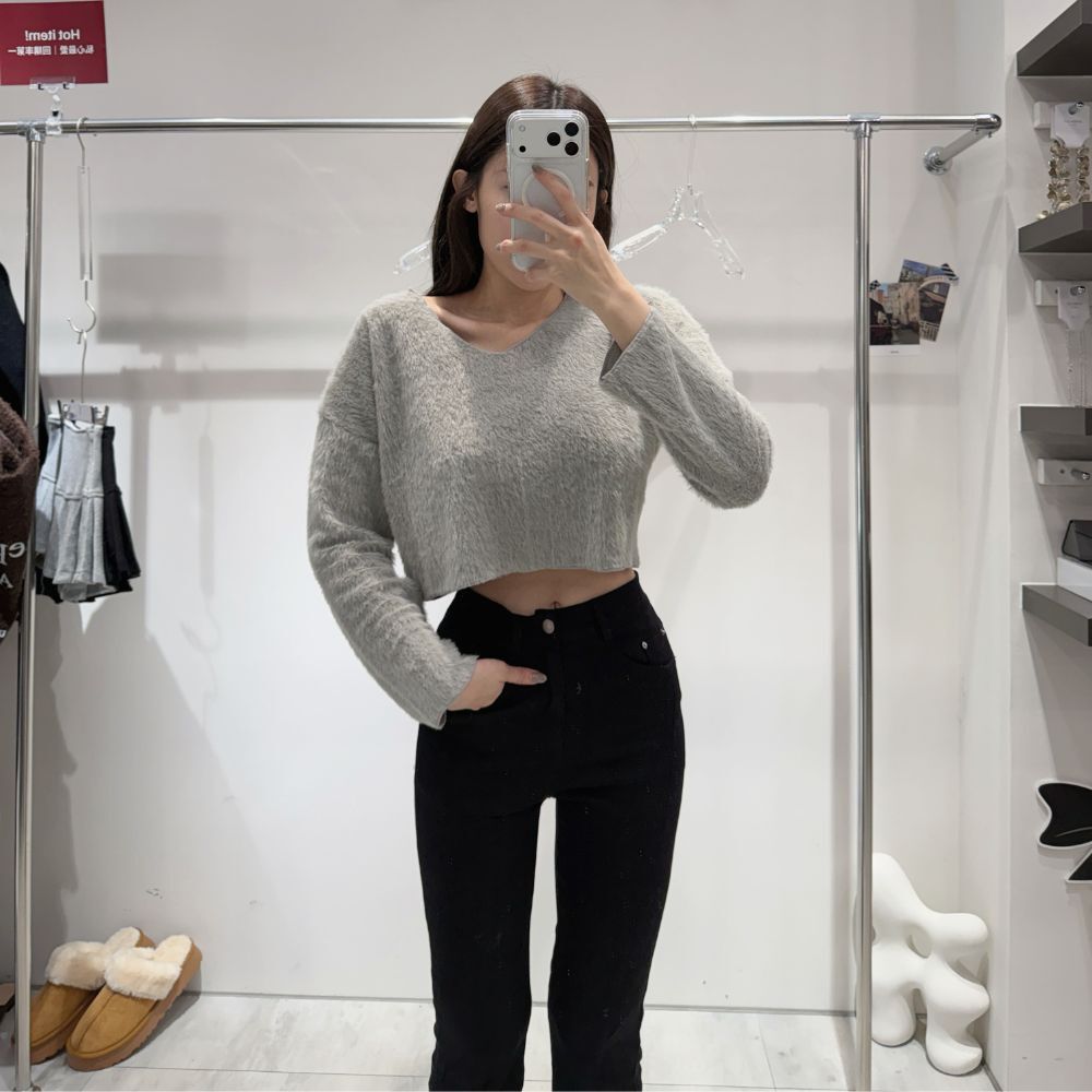 【門市爆款】DOMISS自訂-毛茸茸短版上衣 毛衣(現貨)