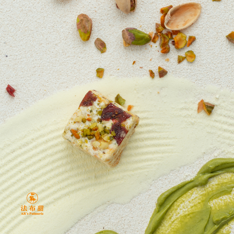 法布甜開心果雪Q餅 新年糖菓盒內含