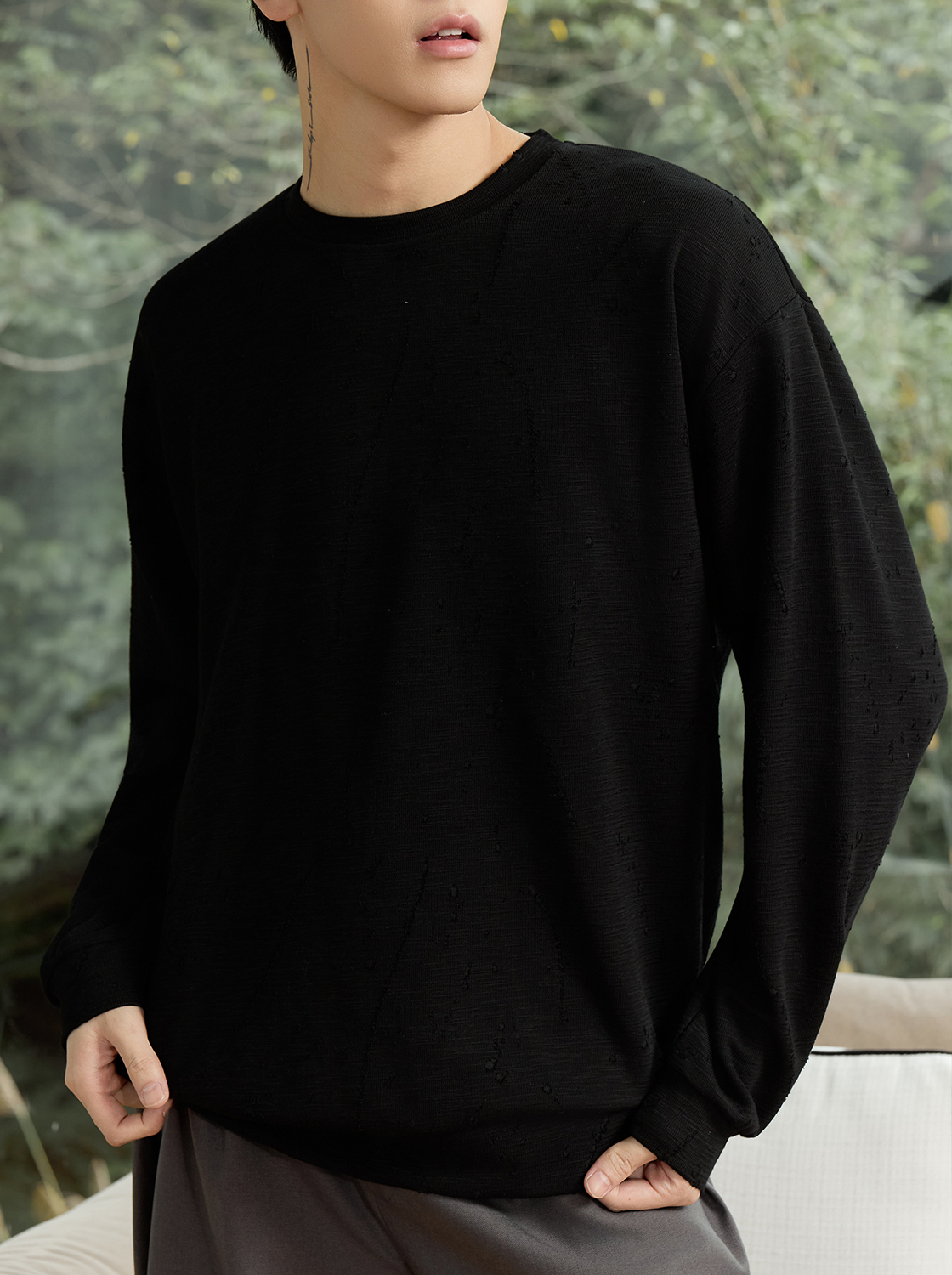 【期間限定】肌理感刷破工藝大學TEE