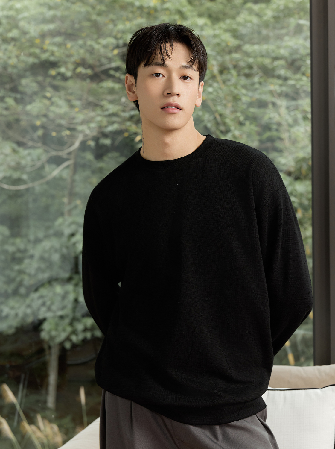 【期間限定】肌理感刷破工藝大學TEE