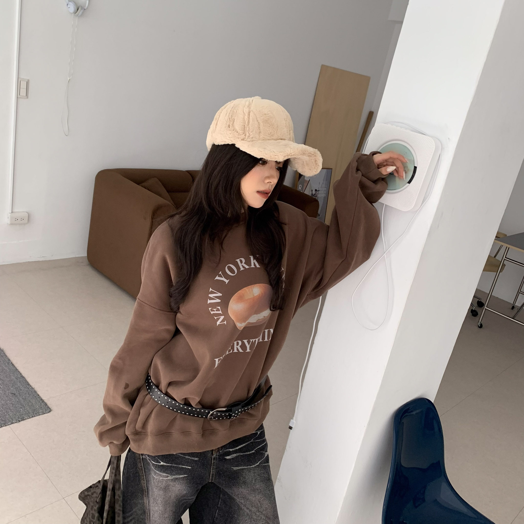 ISA_零修圖小臉 超出片保暖毛絨絨棒球帽_51215