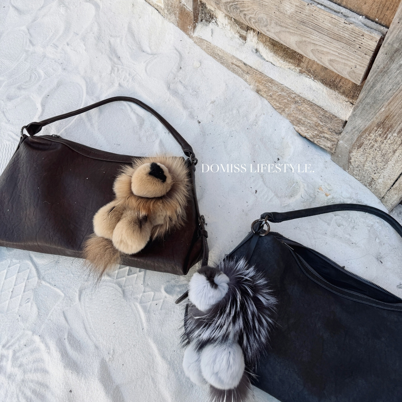 【小獅子出沒】DOMISS斜背包 吊飾 斜背包-2色