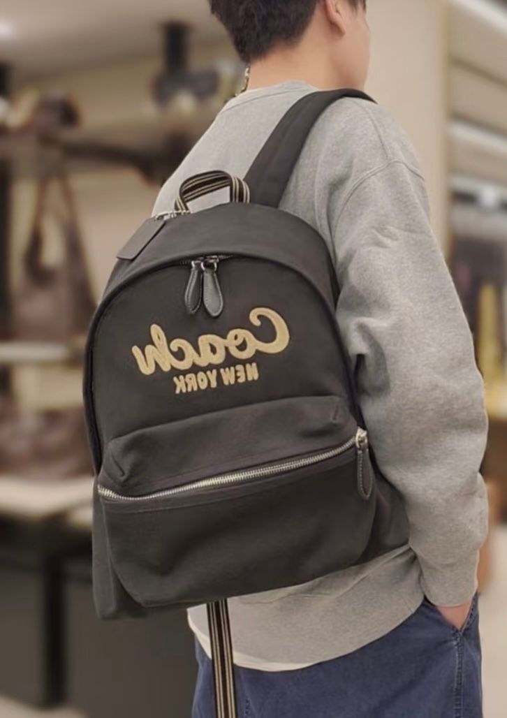 【預購】Coach K121601 Cargo 背包(黑色)