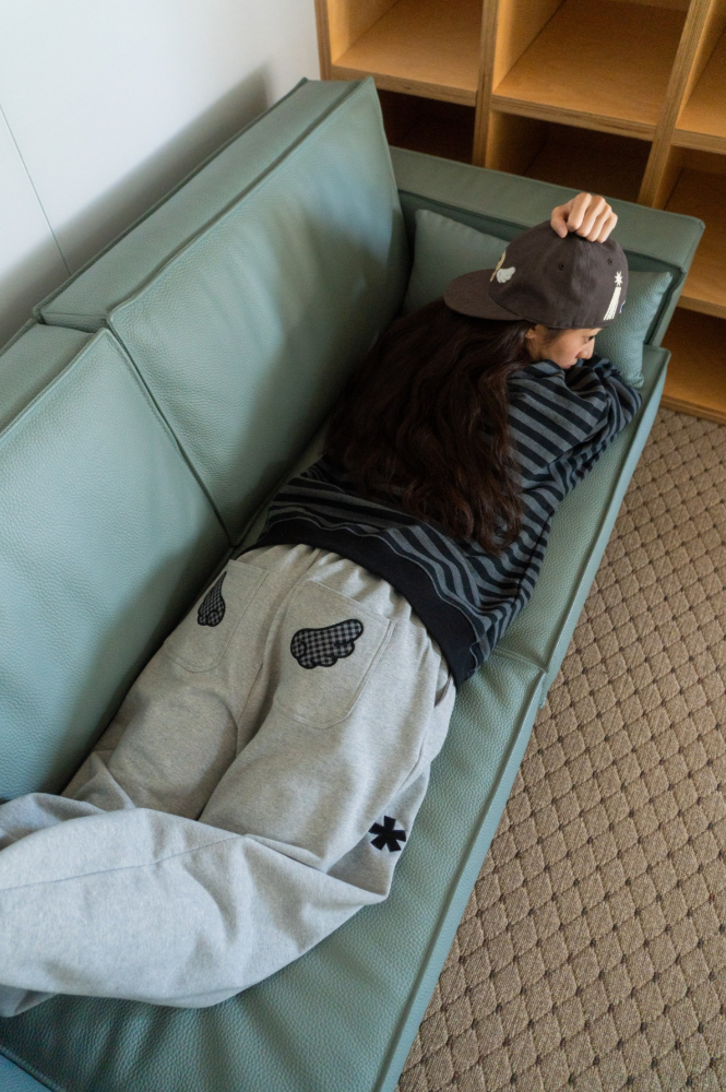 BAUF B 字母 刺繡 翅膀 舒適 棉褲