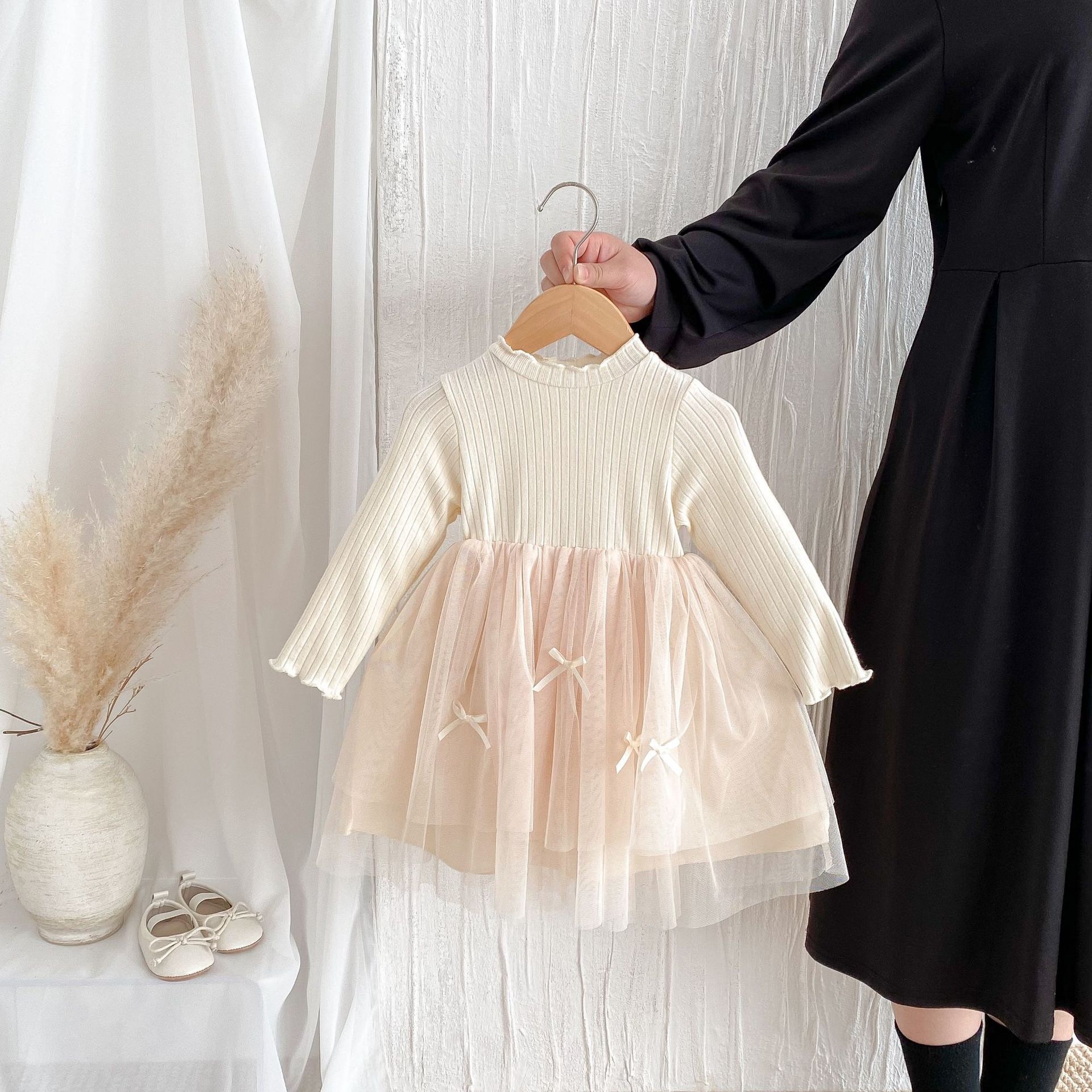 兩色螺紋木耳拼接紗裙洋裝