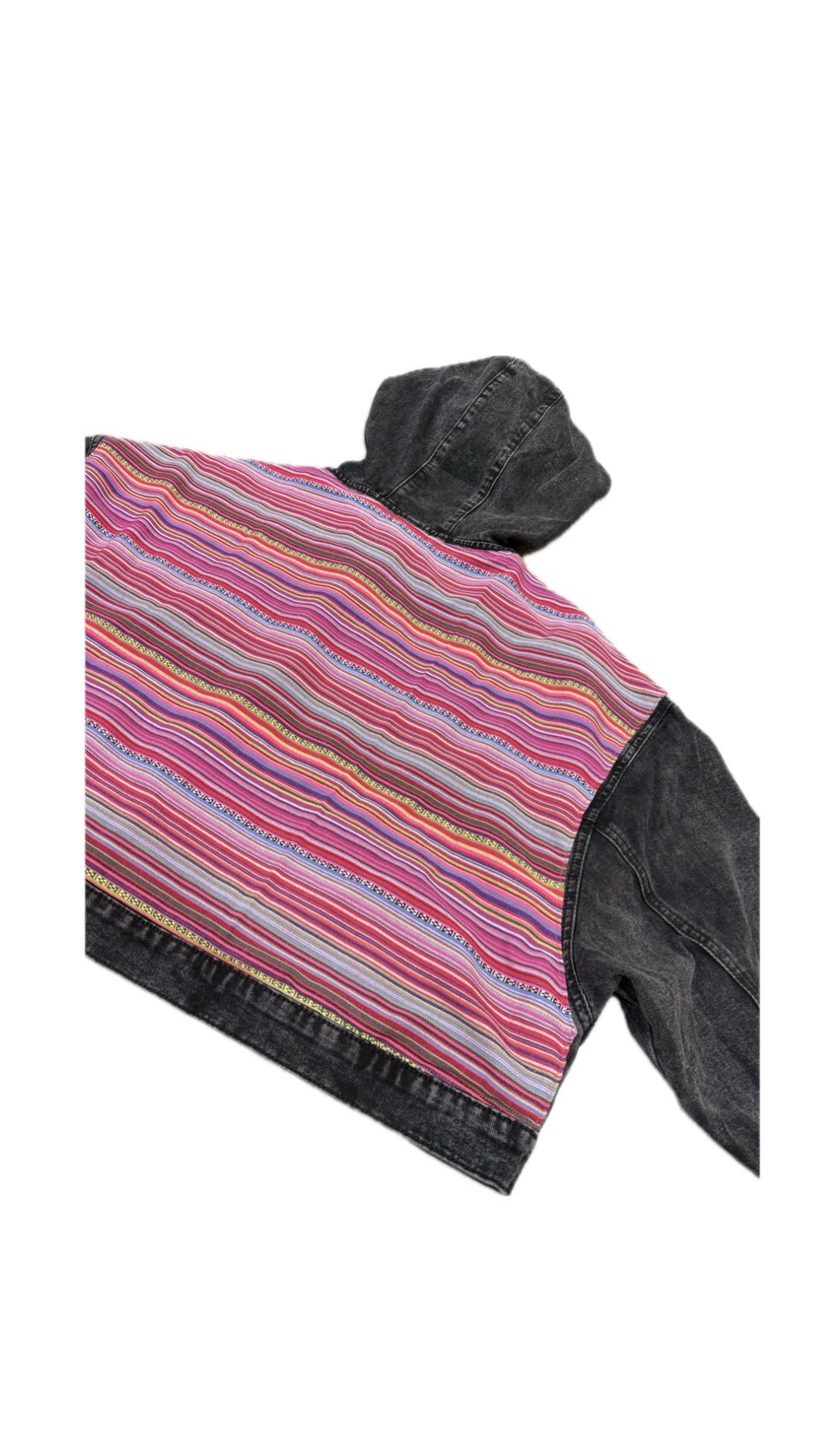 Annstudio / 連帽圖片拼接丹寧外套-黑色水洗 / 大帽款