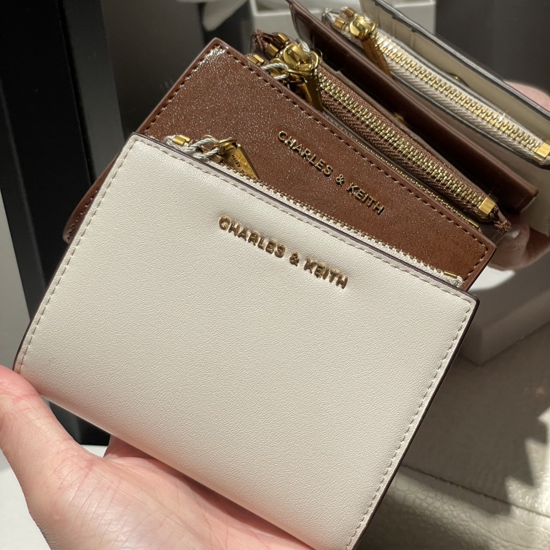 『代購商品』CHARLES&KEITH Harmonee 拉鍊短錢包 CK6-10680907