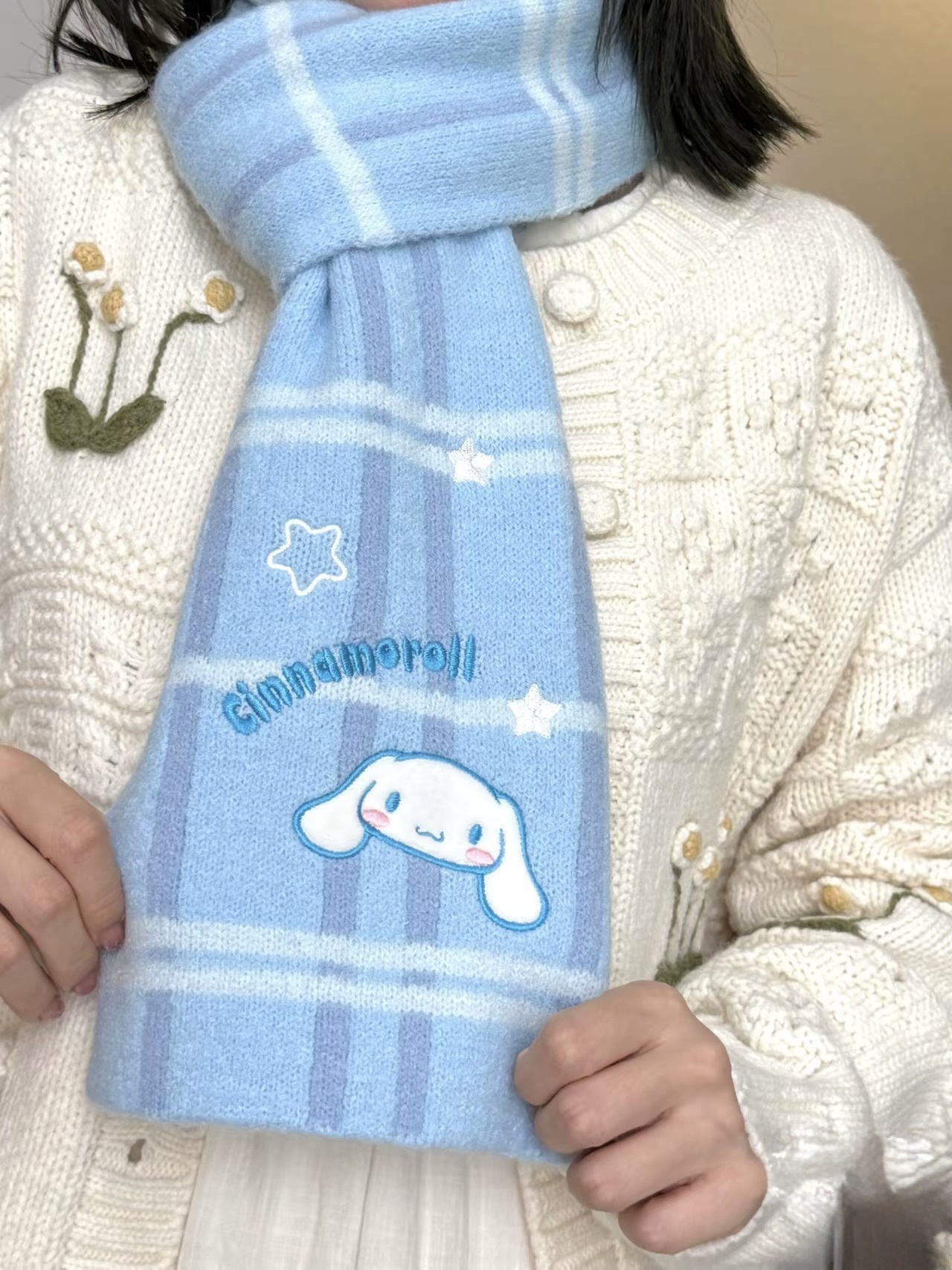 KTQ STORE ‧ Sanrio 三麗鷗系列 Hello Kitty 毛絨格紋圍巾