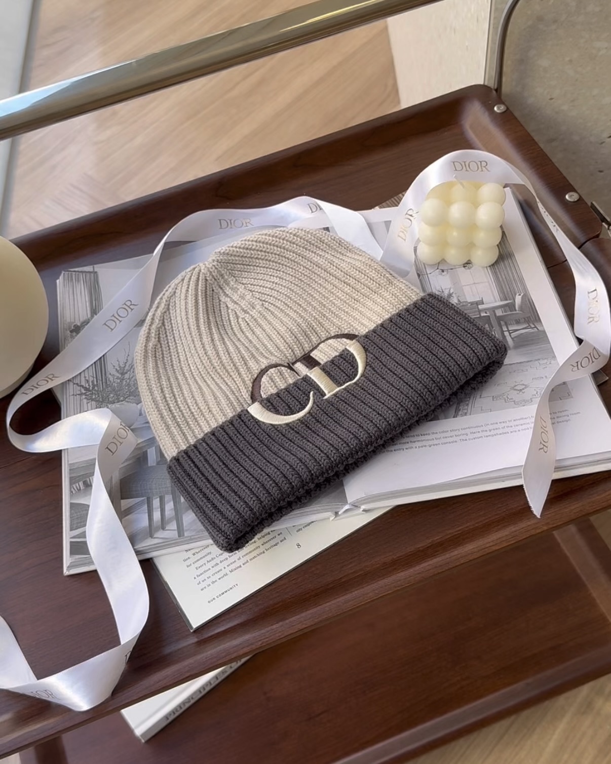 DIOR｜經典LOGO羊毛絨線毛帽 米色