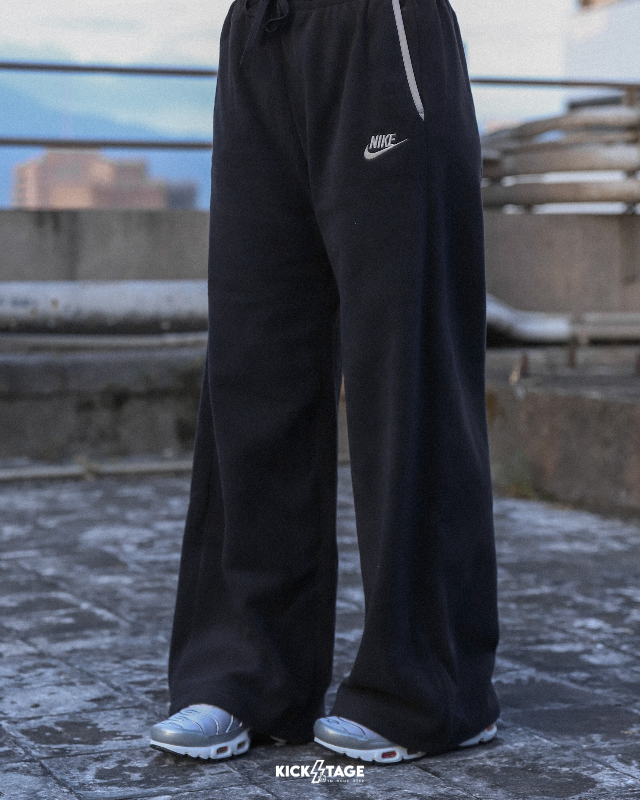 女款 NIKE NSW CLUB FLC CZY MR WIDE 黑色 刺繡LOGO 雙面刷毛 寬褲 長褲【HV2728-010】NKTF