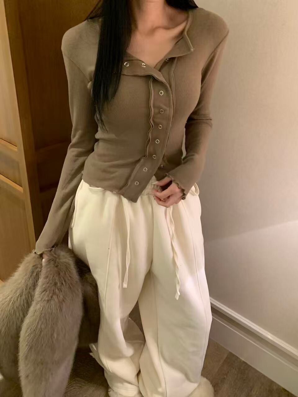 #AD32排釦合身上衣(黑/墨/杏/白/灰)