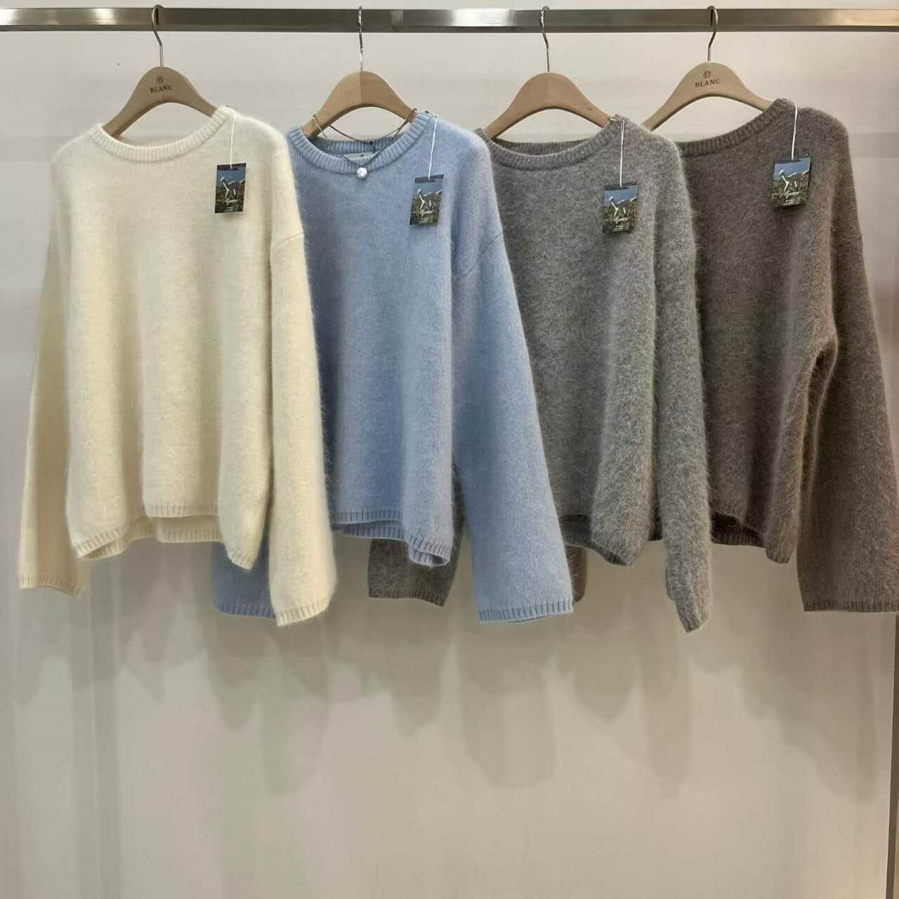 MB5307 軟綿綿羊毛圓領上衣