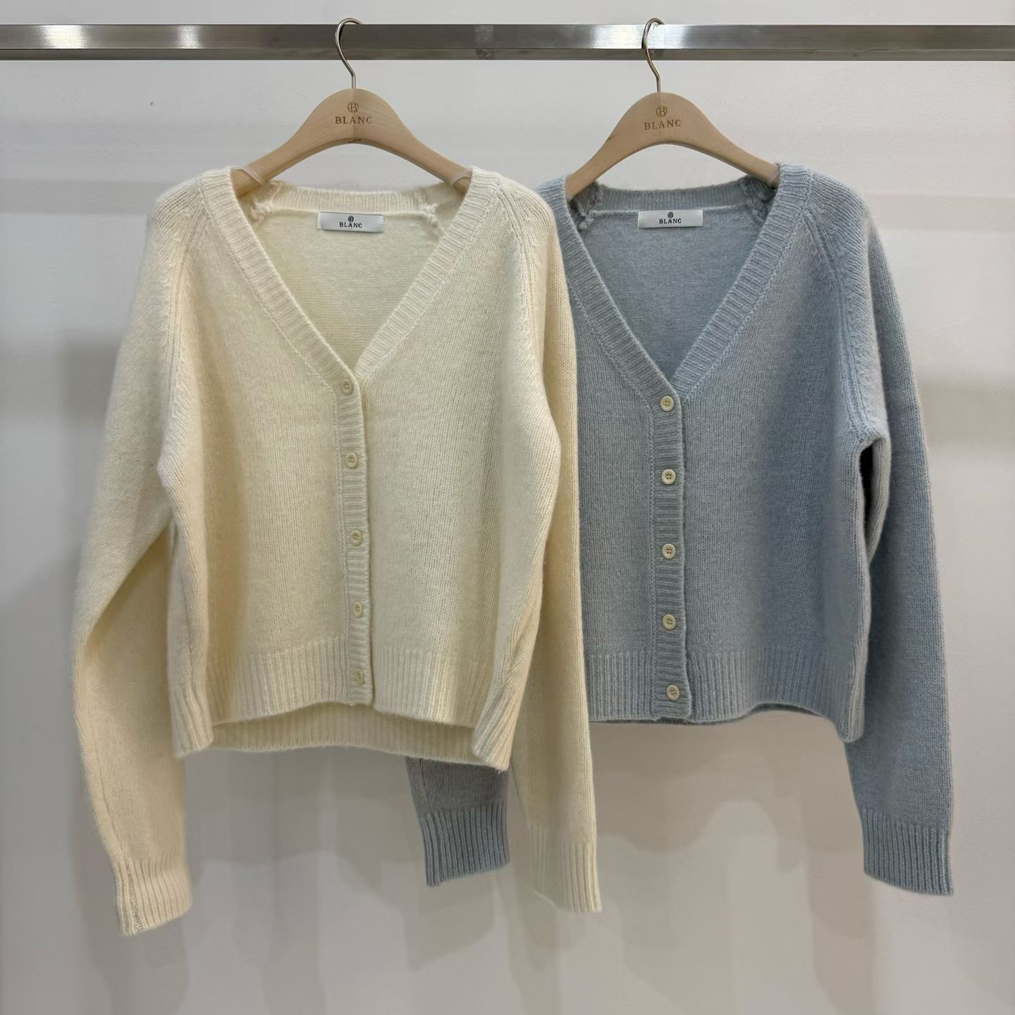 MB5316 織紋V領排扣薄外套