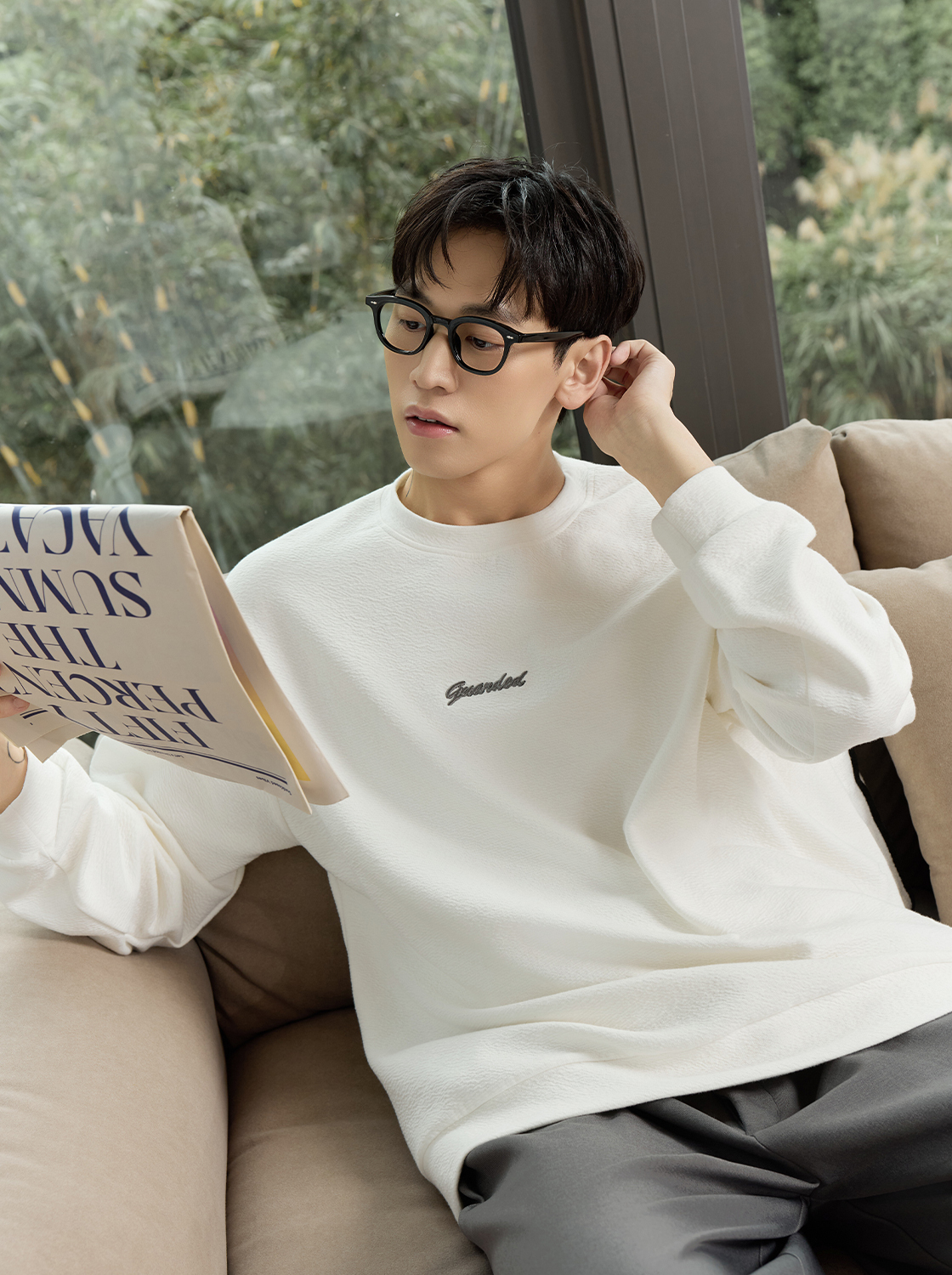 簡約繡花大學TEE