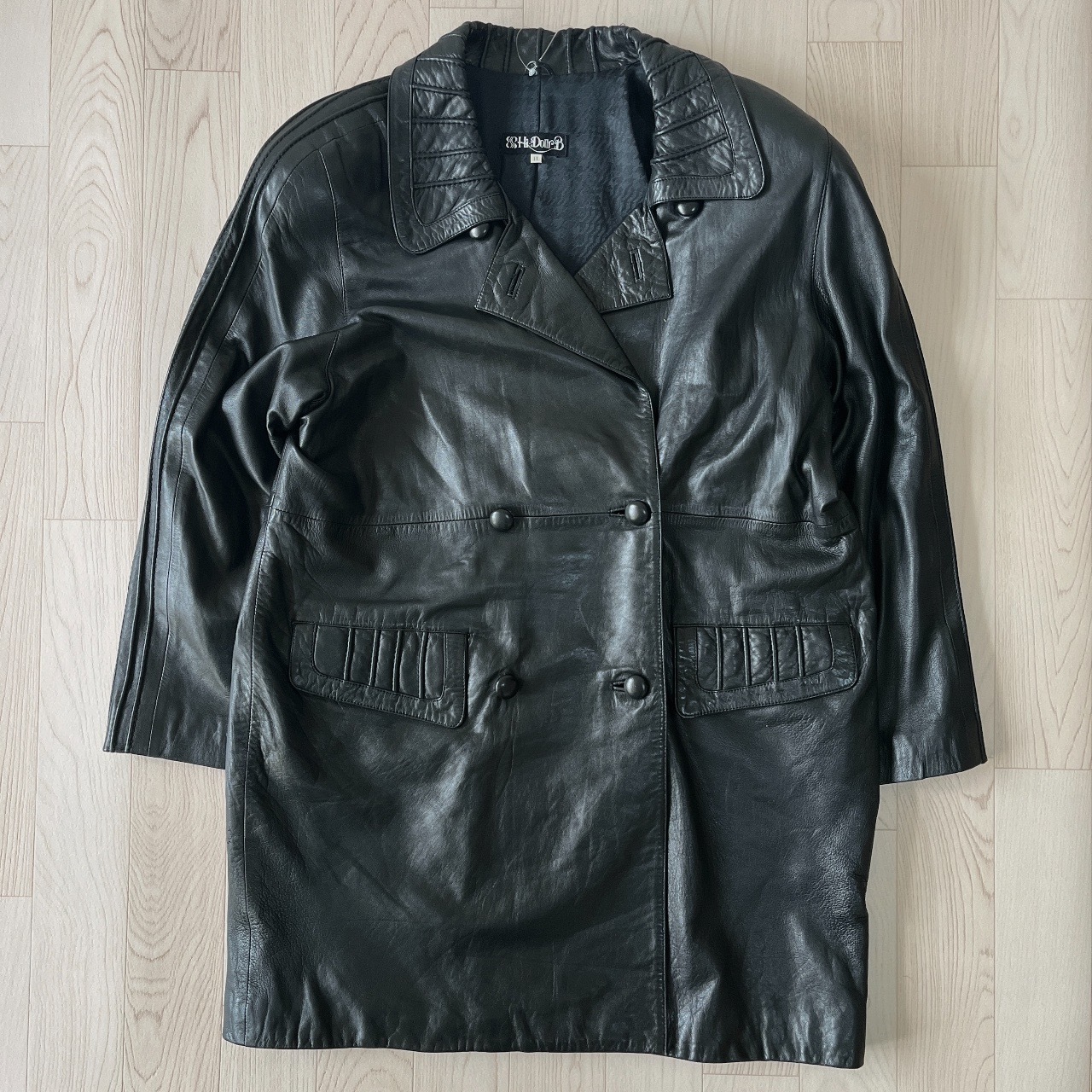 黑色羊皮孖襟皮褸