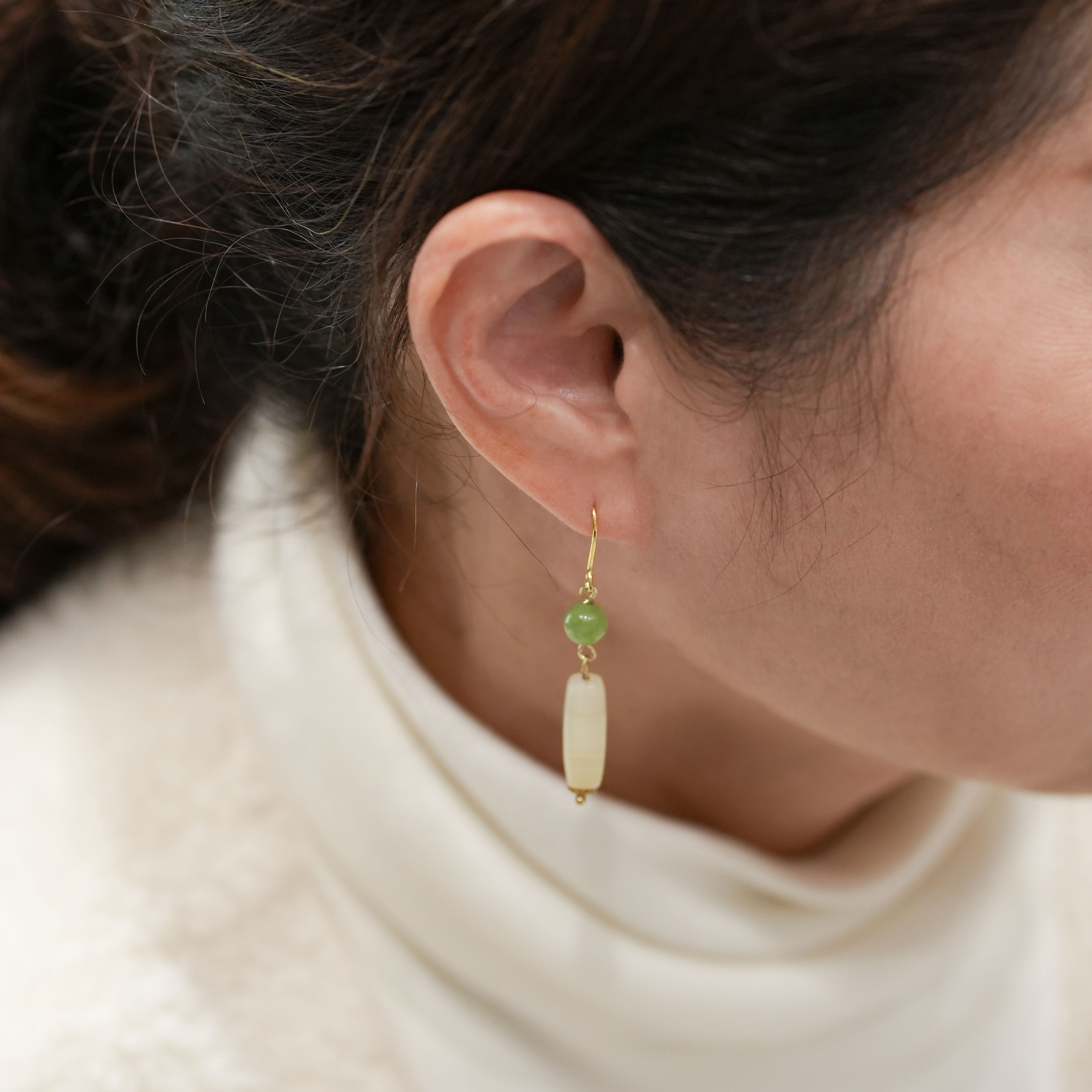 和田綠石垂墜耳勾