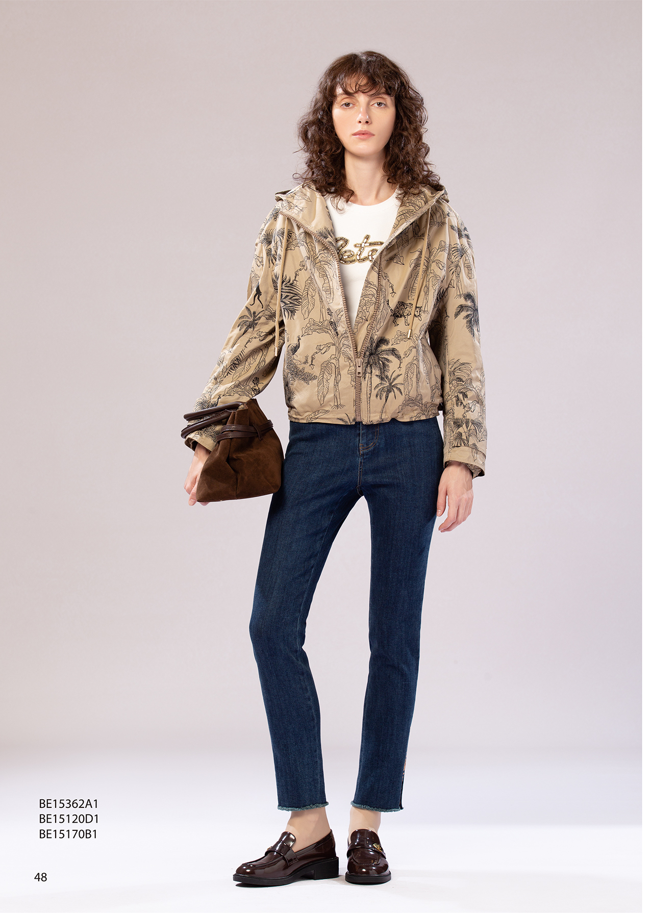 BE15120D1 獵遊詩篇植物插畫連帽拉鍊外套