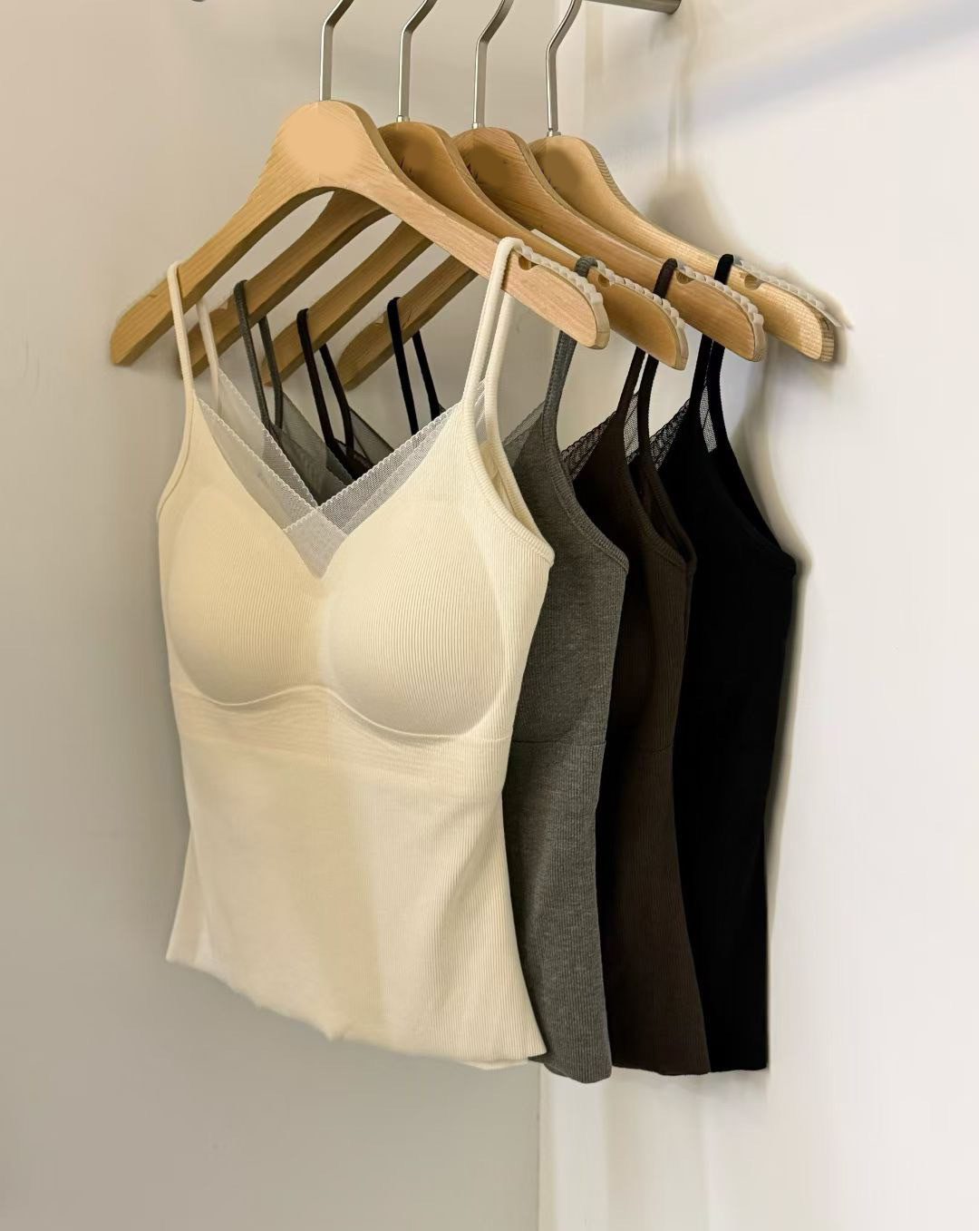 拼接同色系紗質細肩帶背心BraTop / 4色